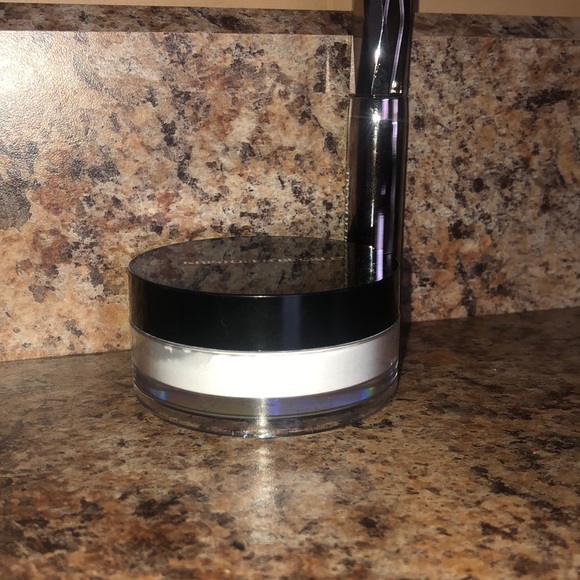 Kristofer Buckle makeup bundle - Picture 3 of 3